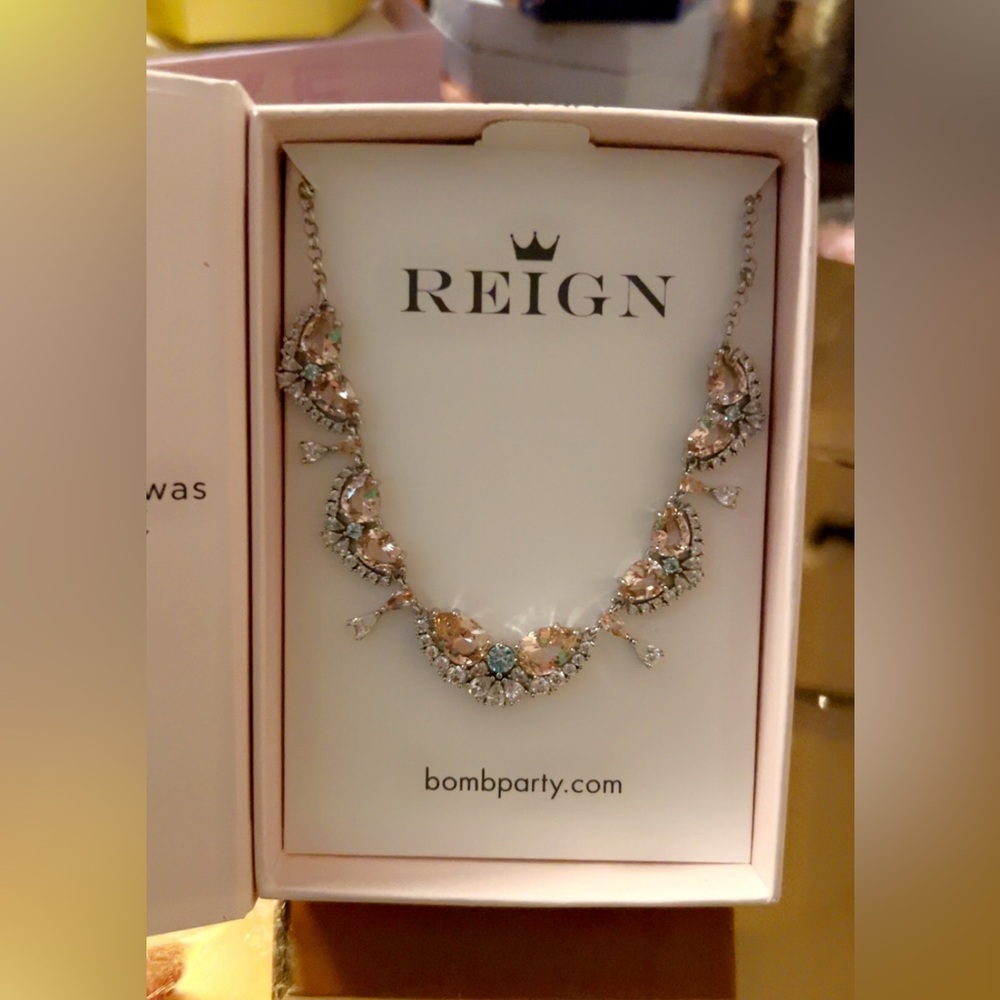 Reign Silver and Gold Floral Necklace